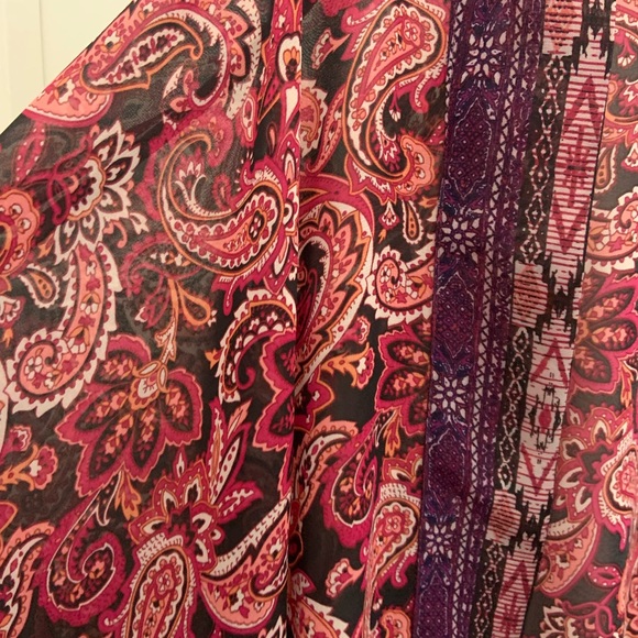 Jessica Simpson Maternity Kimono - Picture 2 of 3